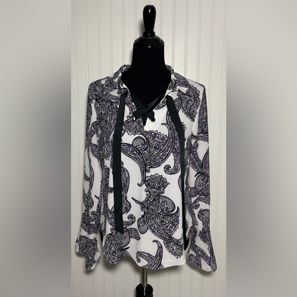 White House Black Market Women Blouse Front Tie Purple Black White Paisley 8